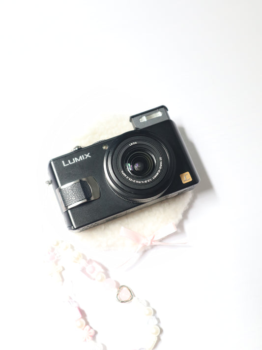 PANASONIC LUMIX DMC-LX2 (BLACK)