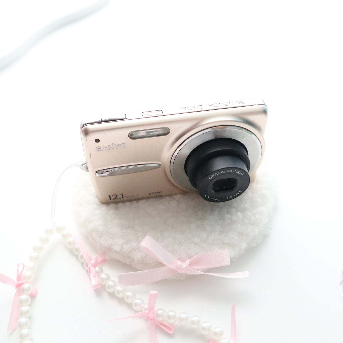SANYO XACTI DSC-X1250 (GOLD)