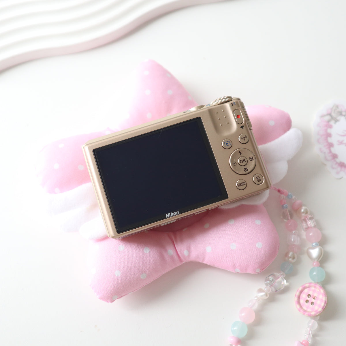 NIKON COOLPIX S7000 (GOLD)