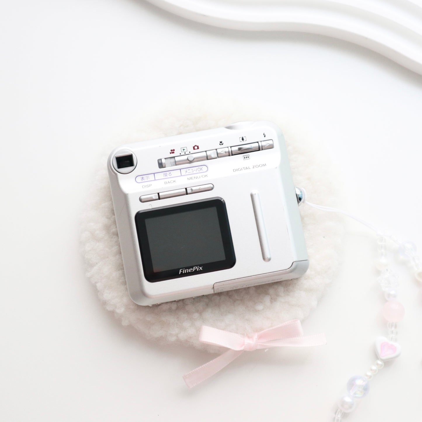 RARE FUJIFILM FINEPIX F402 (SILVER)
