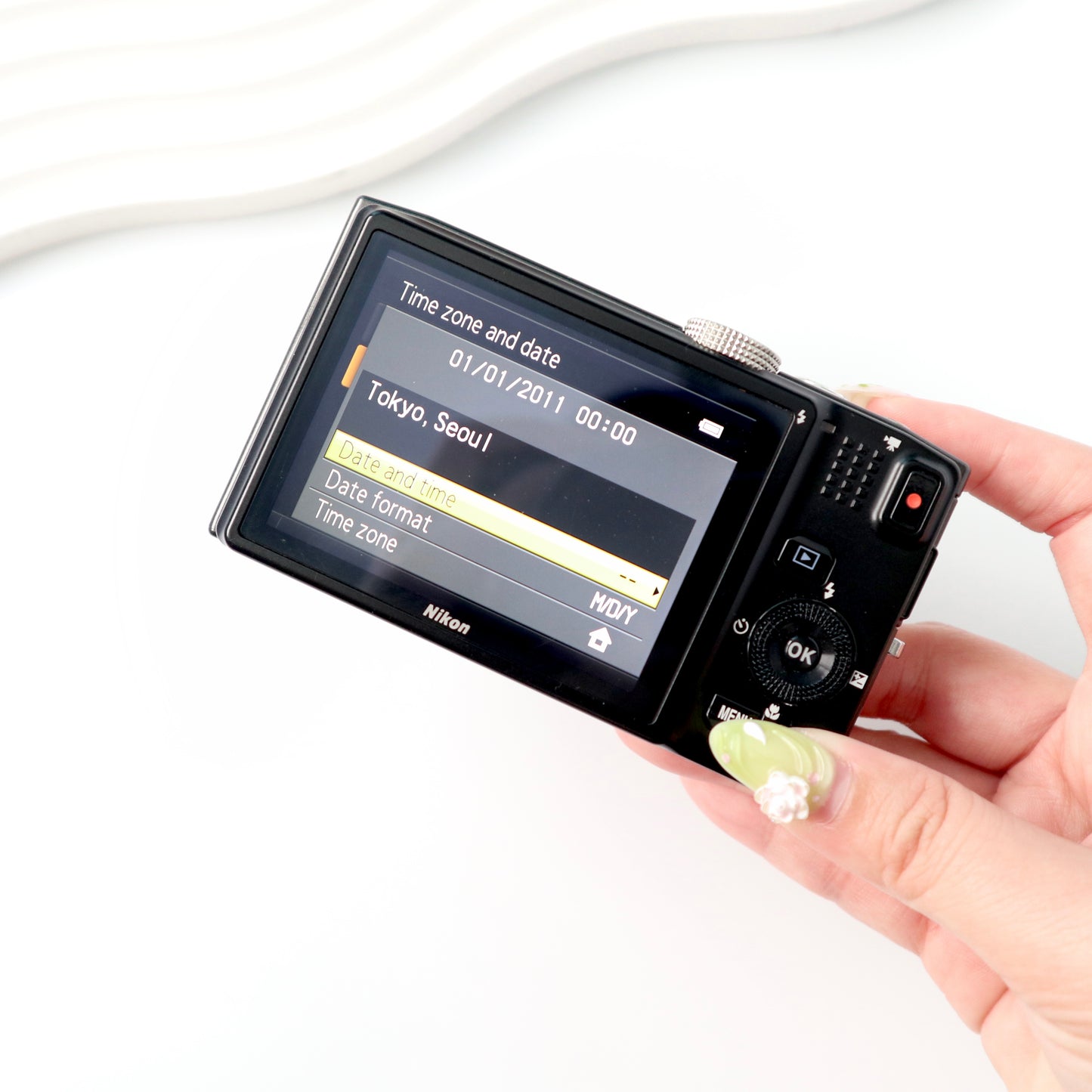 NIKON COOLPIX S8200 (GOLD)