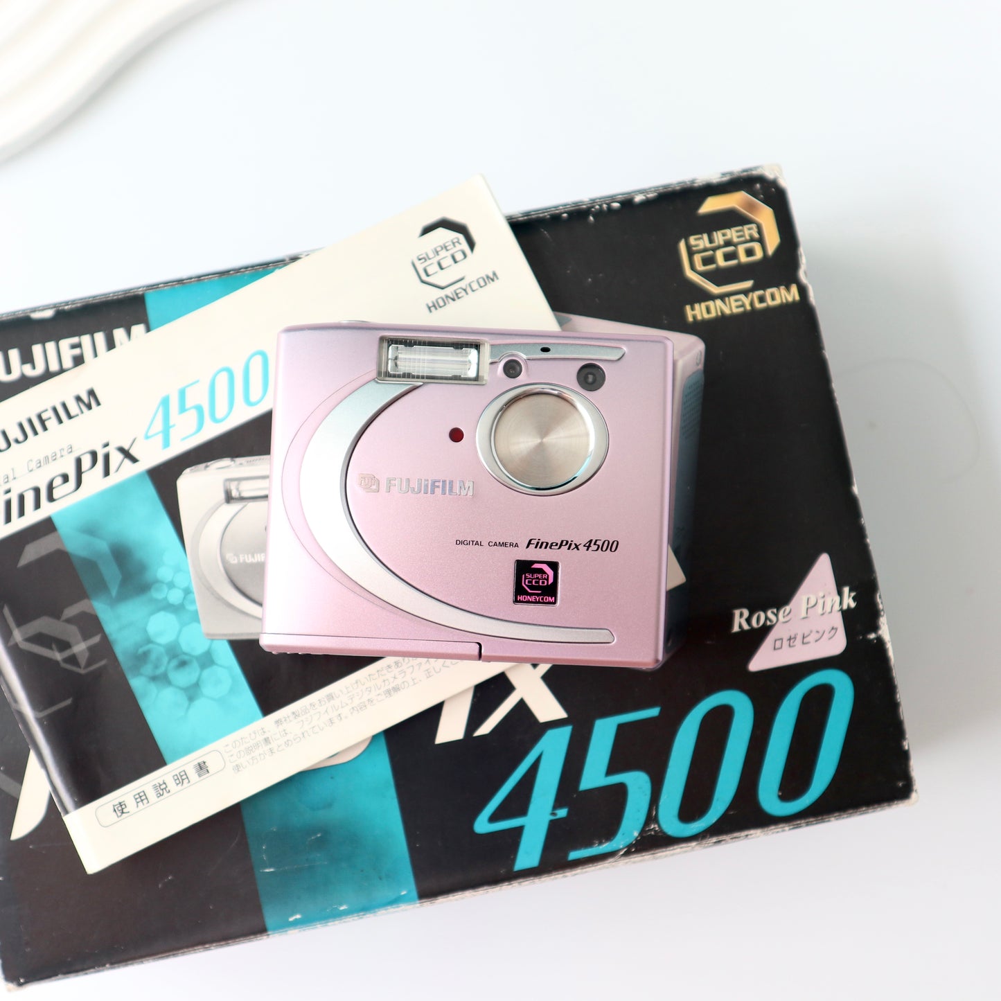FUJIFILM FINEPIX 4500 (PINK)