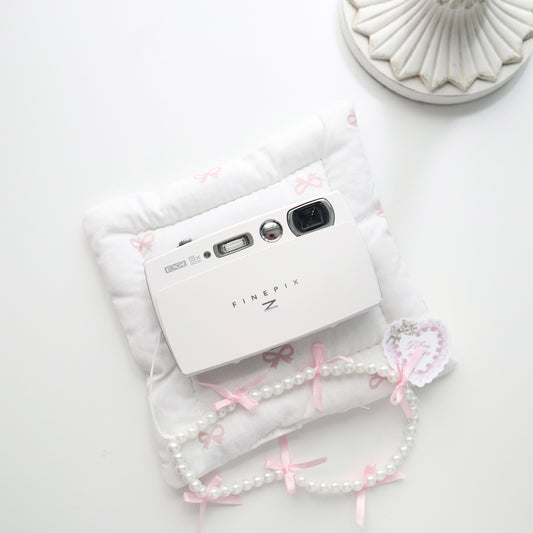 FUJIFILM FINEPIX Z2000 EXR (WHITE)