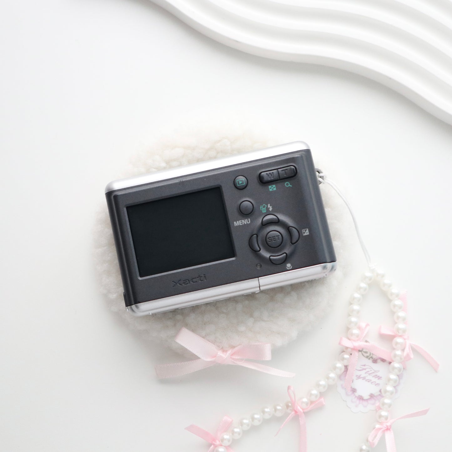 SANYO XACTI DSC-S6 (BLACK)