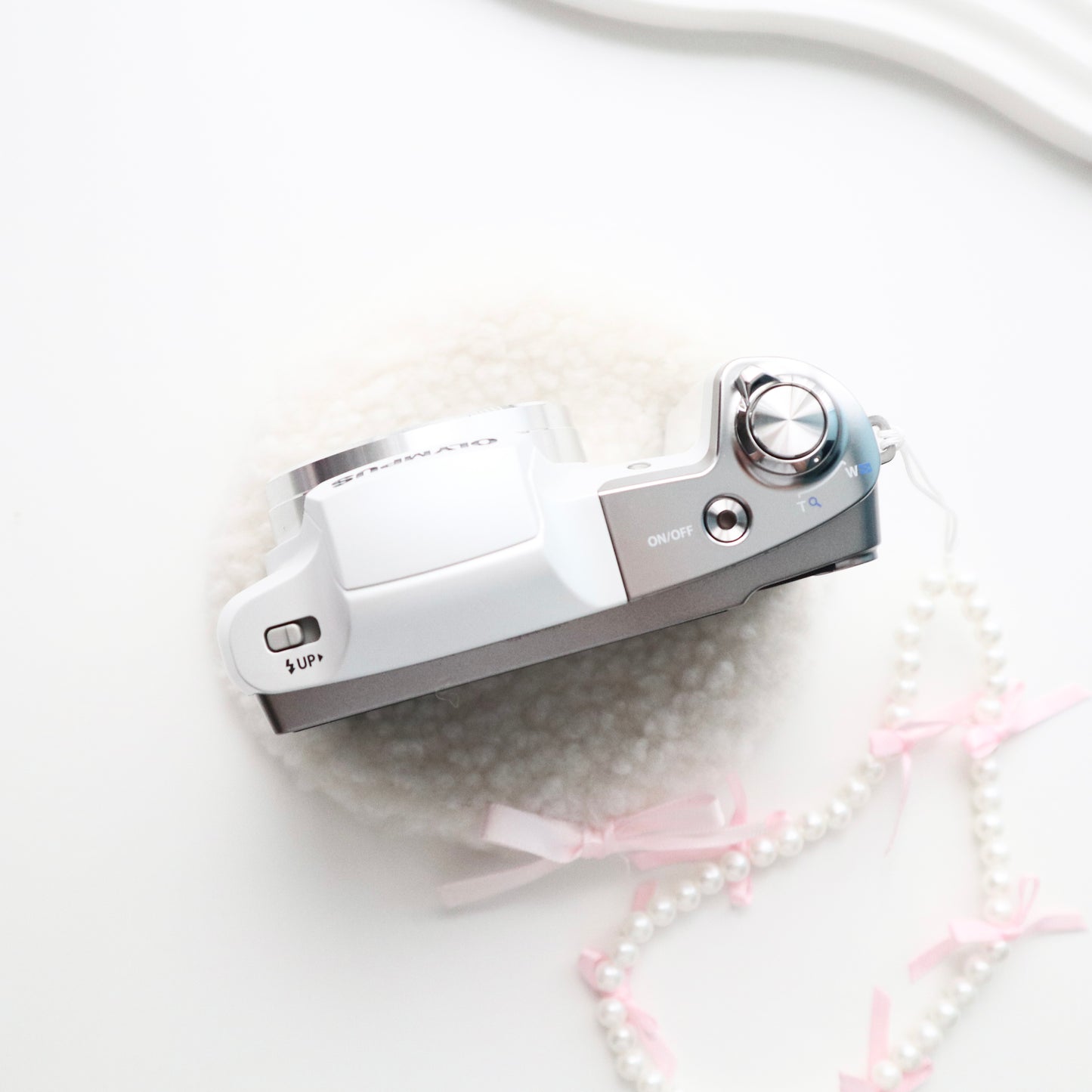 OLYMPUS STYLUS SZ-16 (WHITE)