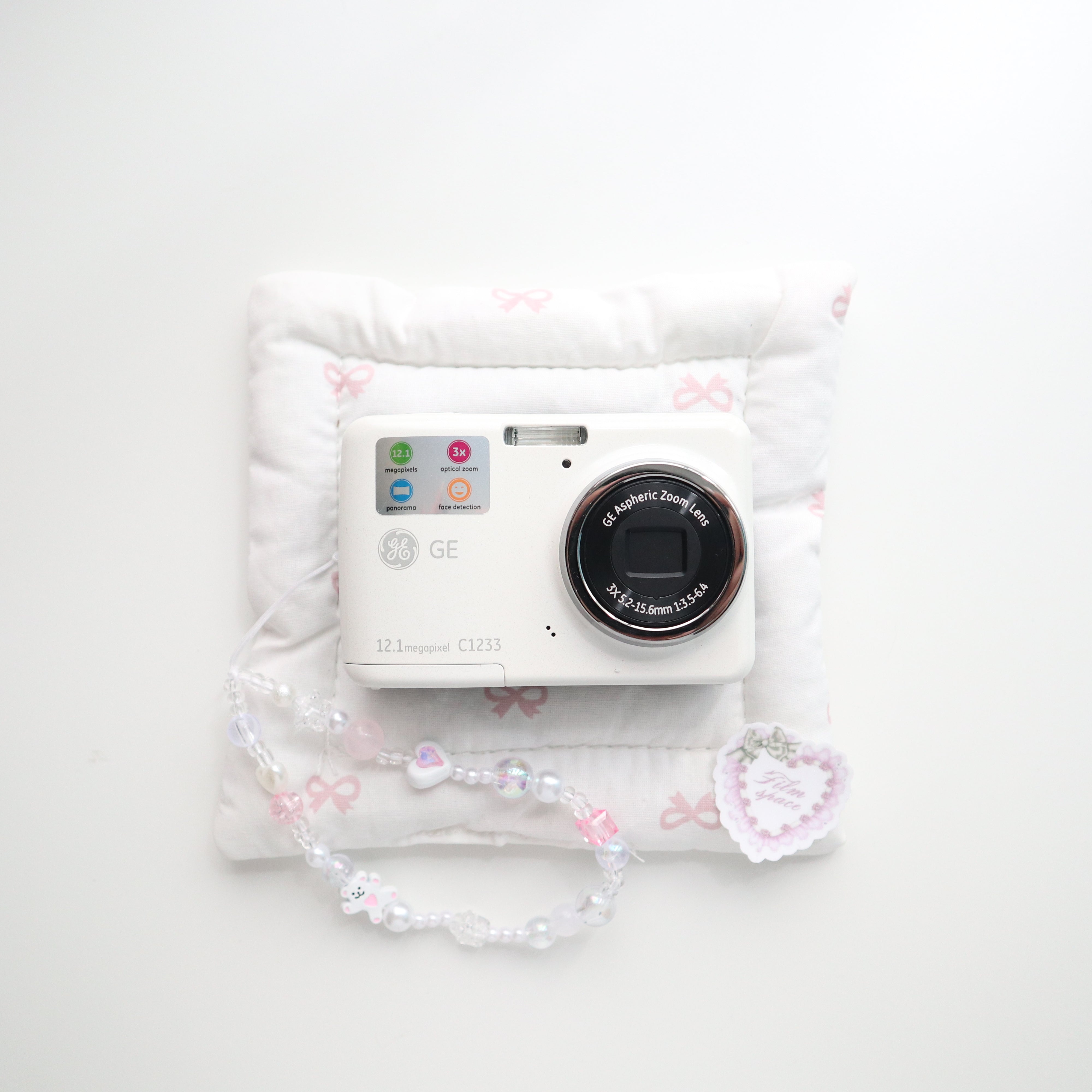 GE C1233 DIGITAL CAMERA | BOXED (WHITE) – SHOP FILMSPACE