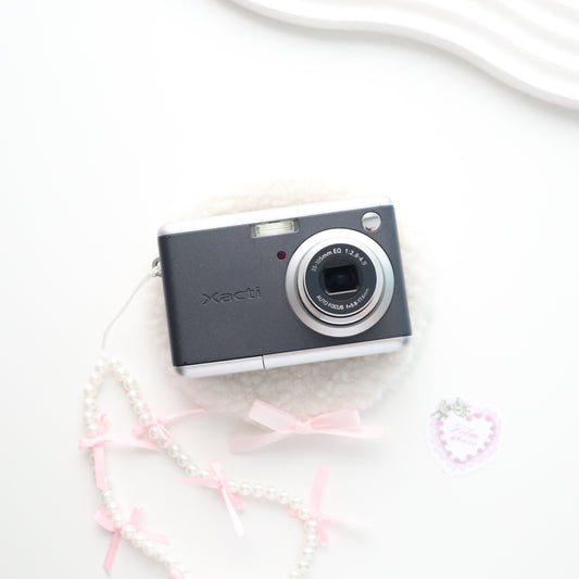 SANYO XACTI DSC-S6 (BLACK)