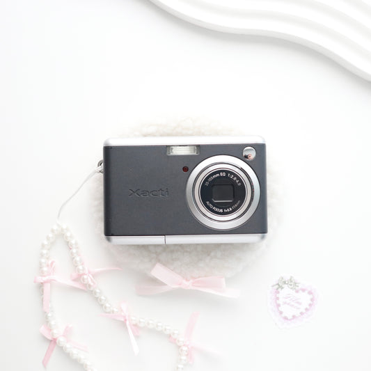 SANYO XACTI DSC-S6 (BLACK)