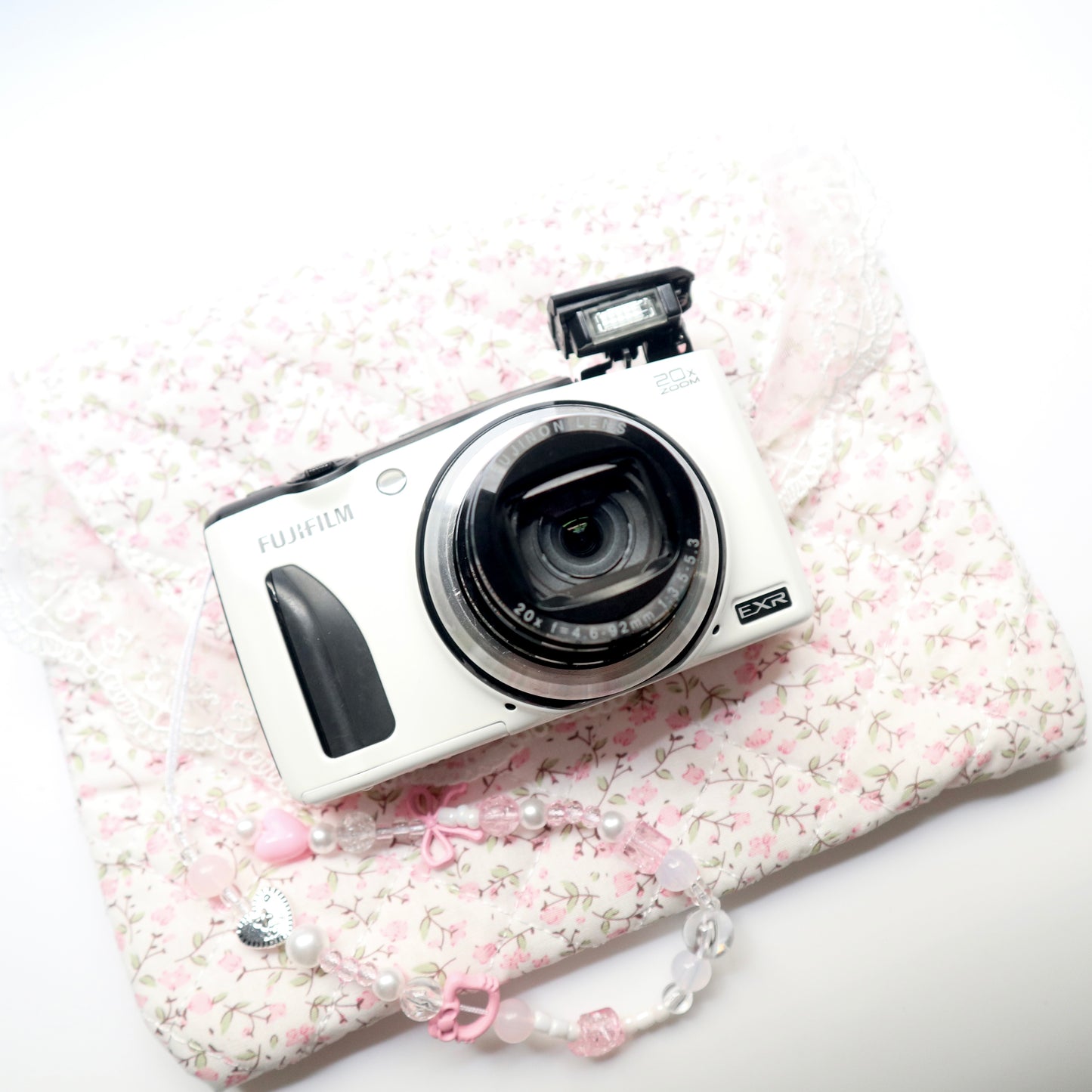 FUJIFILM FINEPIX F1000 EXR (WHITE)
