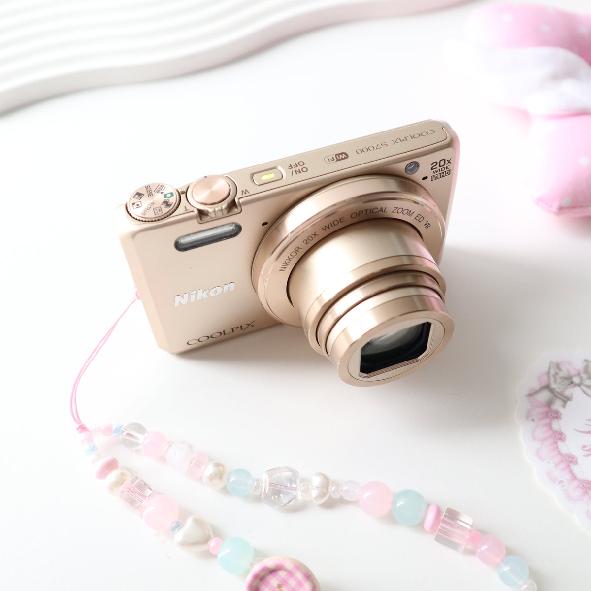 NIKON COOLPIX S7000 (GOLD)