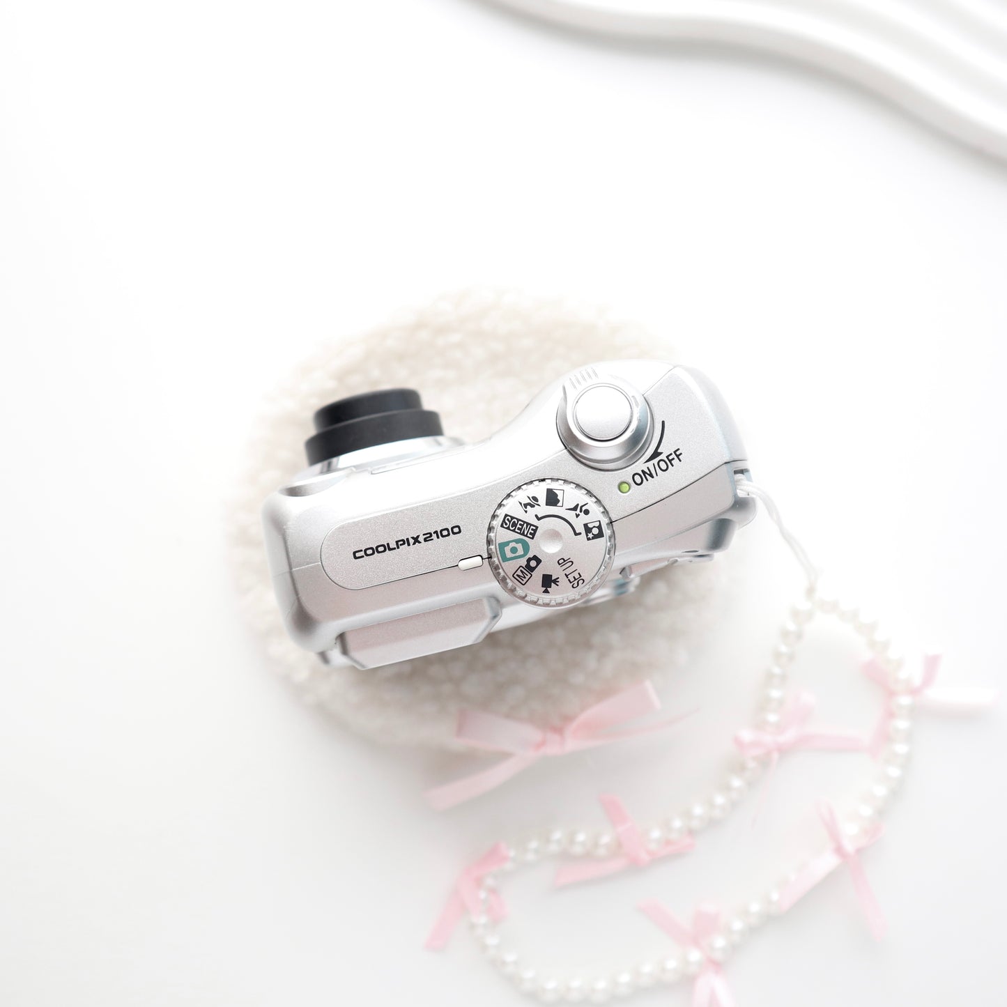 NIKON COOLPIX 2100 (SILVER)
