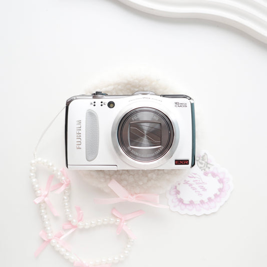 FUJIFILM FINEPIX F55O EXR (WHITE)
