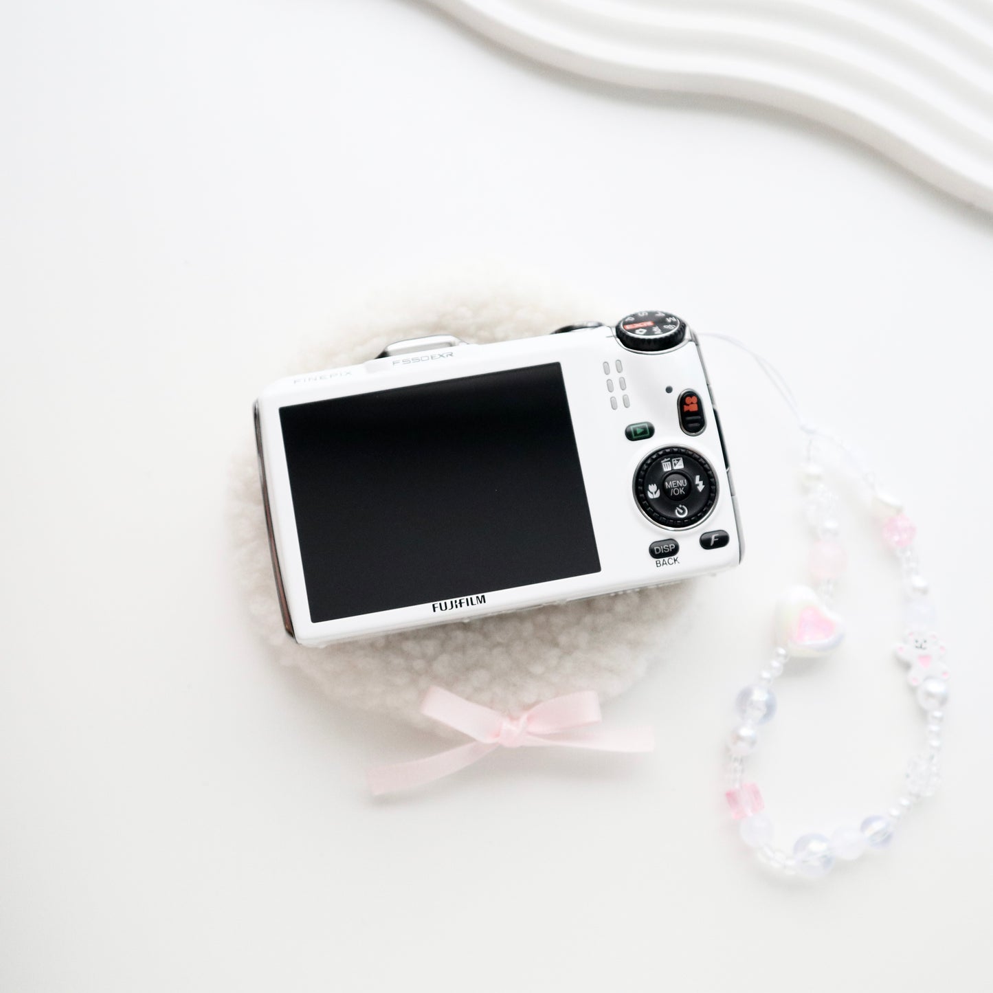 FUJIFILM FINEPIX F550 EXR (WHITE)