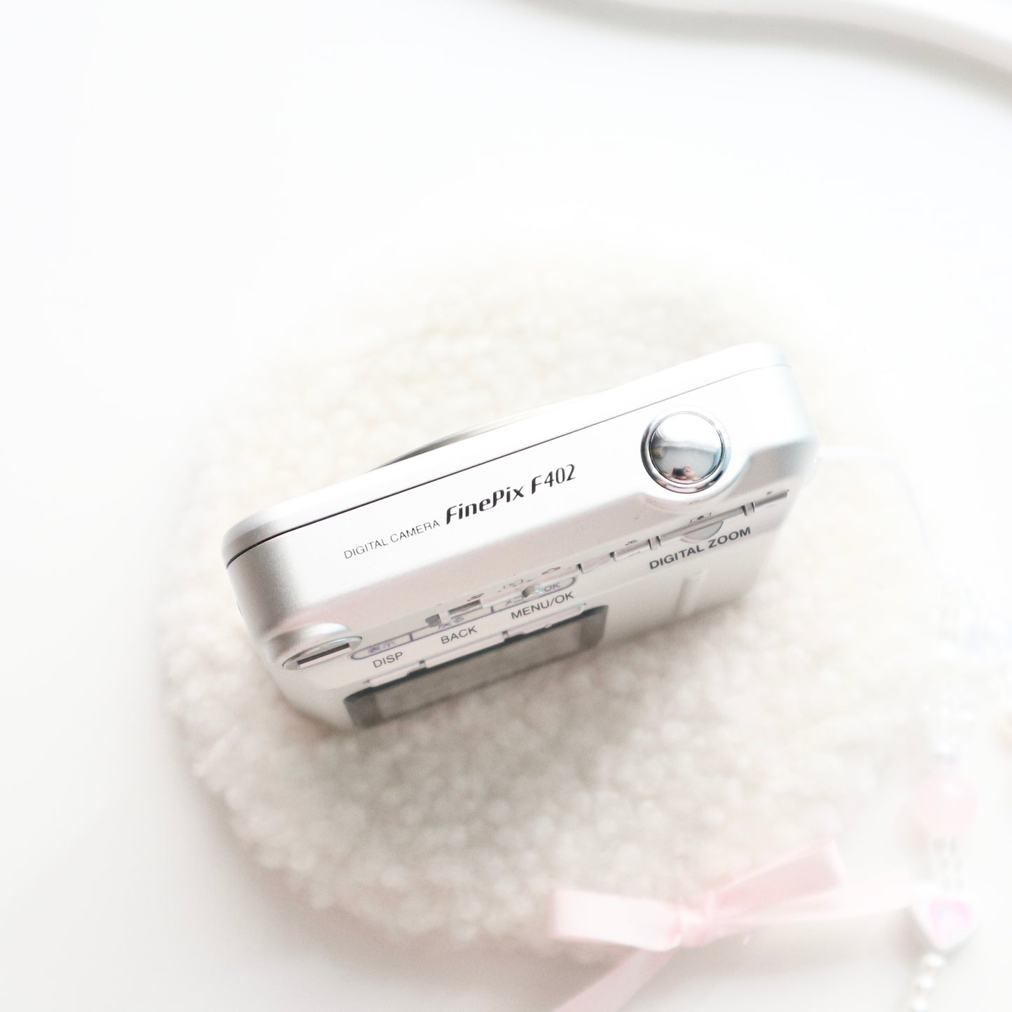 RARE FUJIFILM FINEPIX F402 (SILVER)