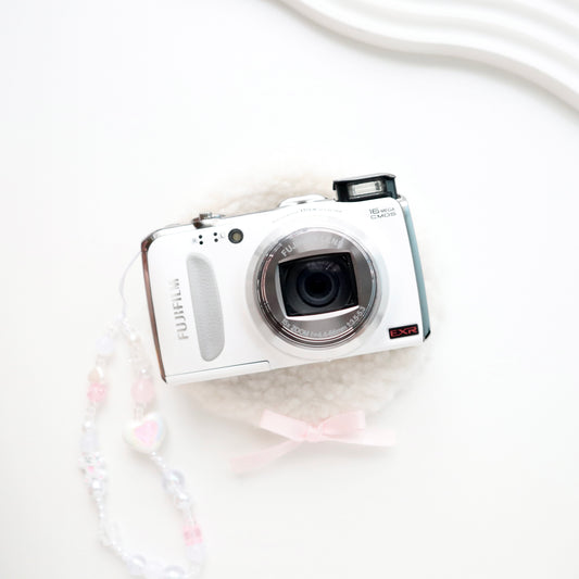 FUJIFILM FINEPIX F550 EXR (WHITE)