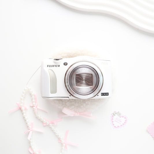 FUJIFILM FINEPIX F800 EXR (WHITE)