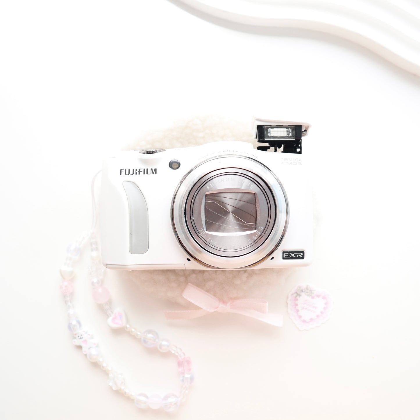 FUJIFILM FINEPIX F800 EXR (WHITE)
