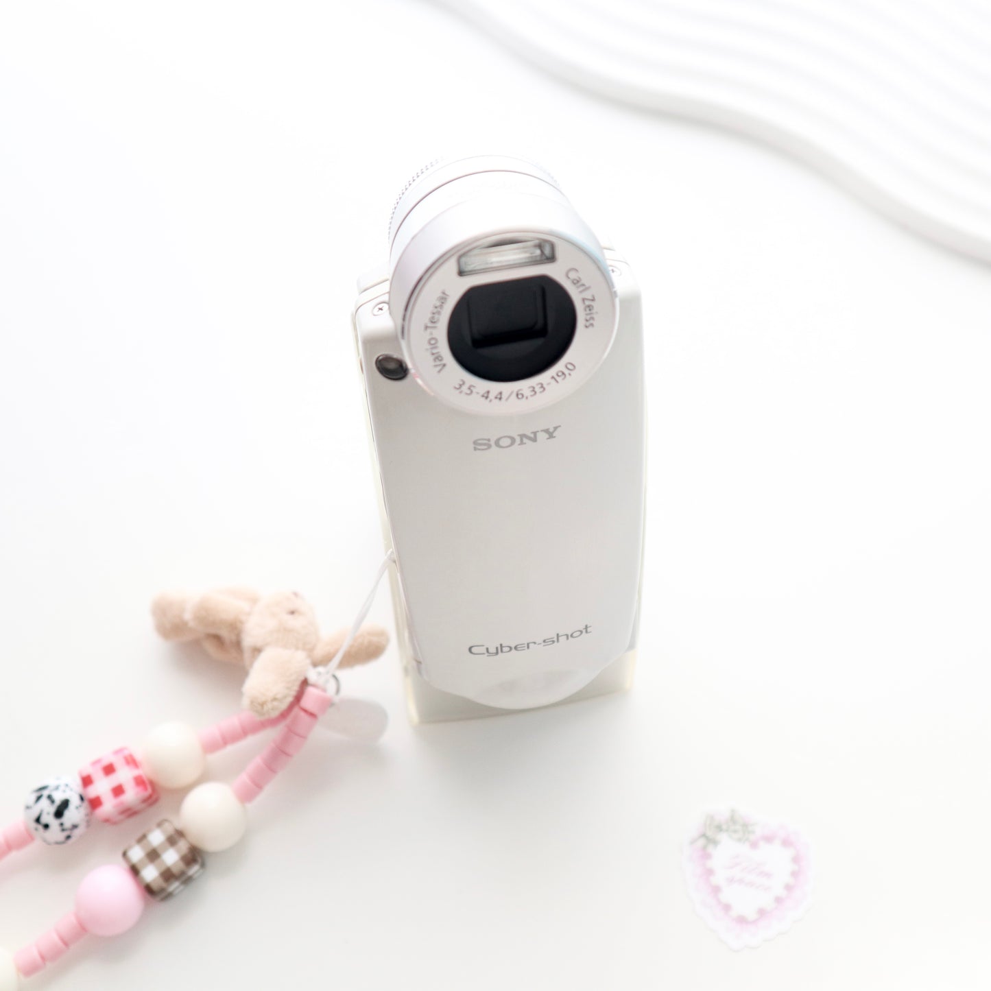 RARE SONY CYBERSHOT DSC-M2 (WHITE)