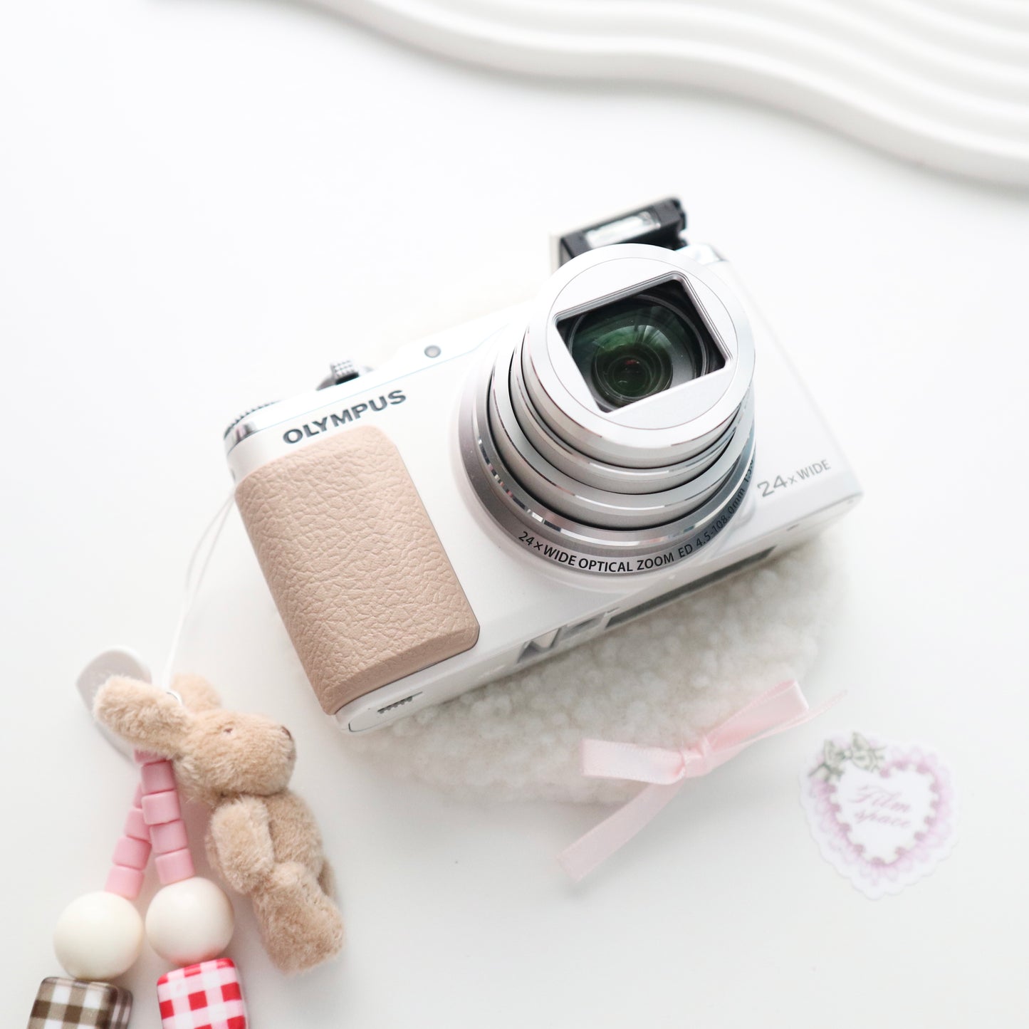 OLYMPUS STYLUS SH-60 (WHITE)