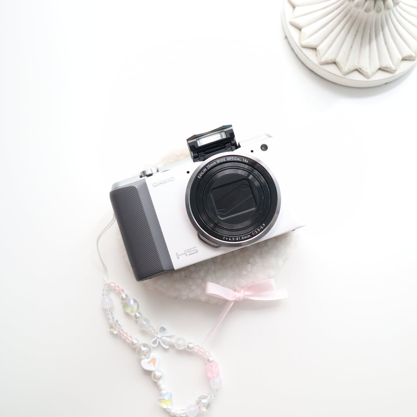 CASIO EXILIM EX-ZR700 (WHITE)