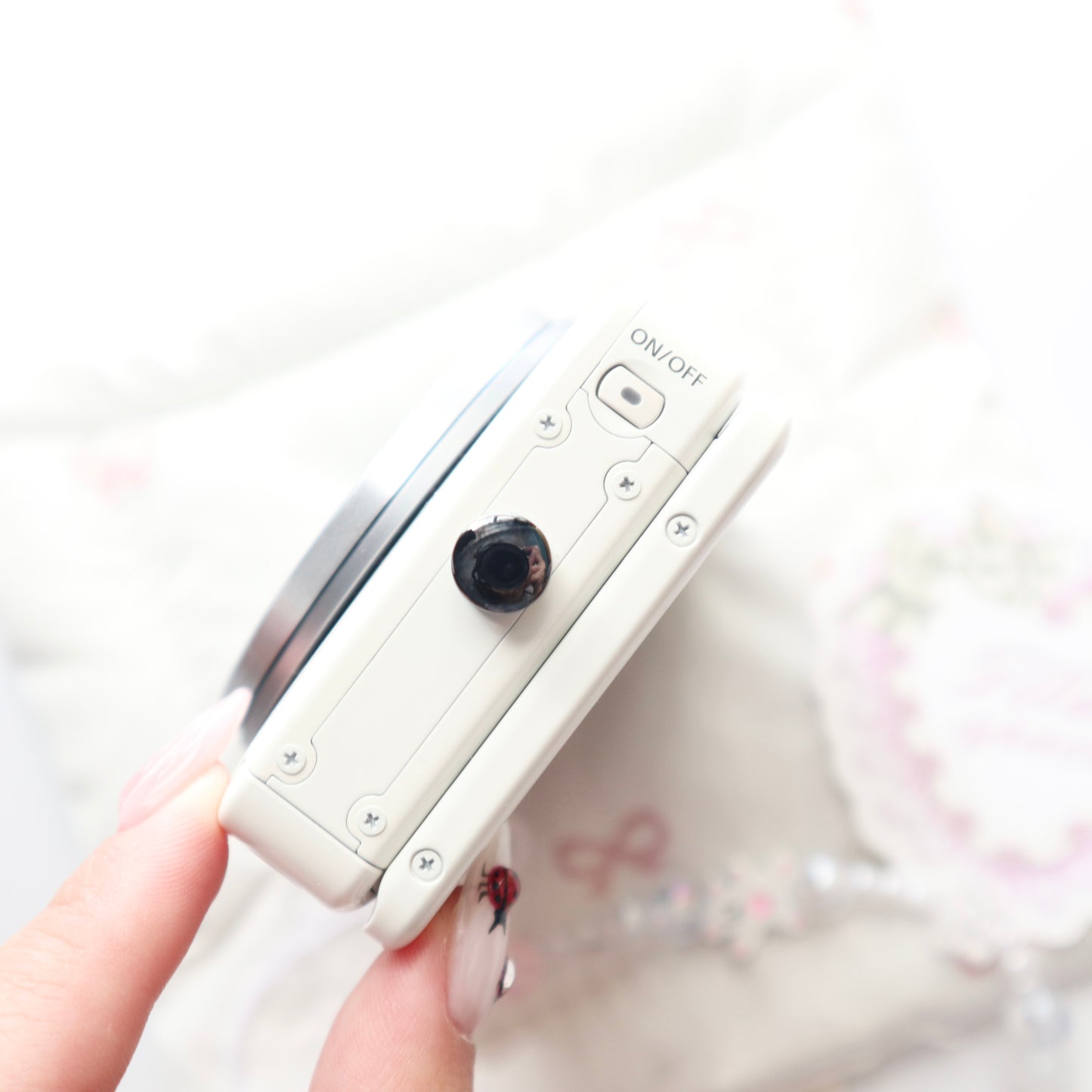 RARE CANON POWERSHOT N (WHITE)