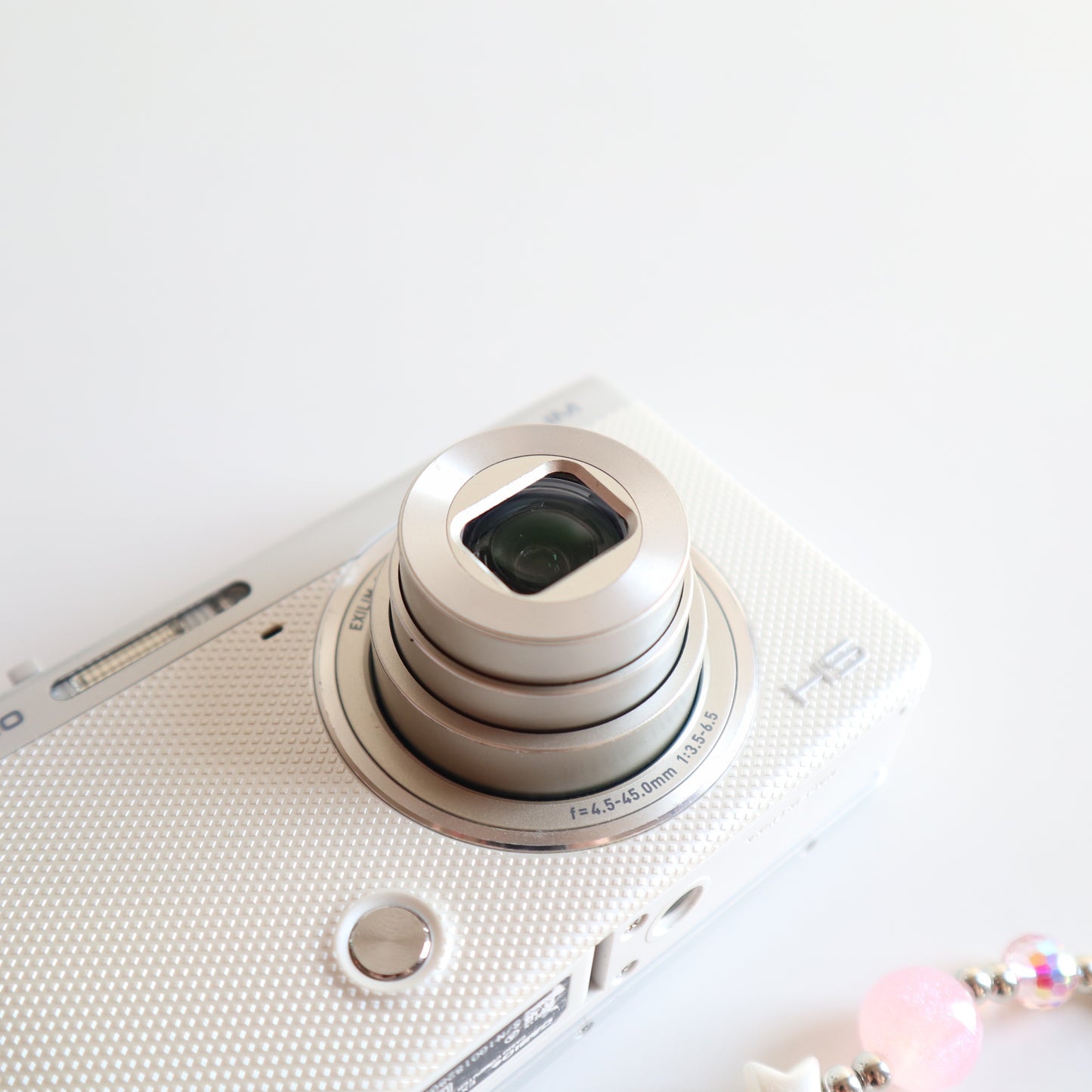 CASIO EXILIM ZR-60 (White)