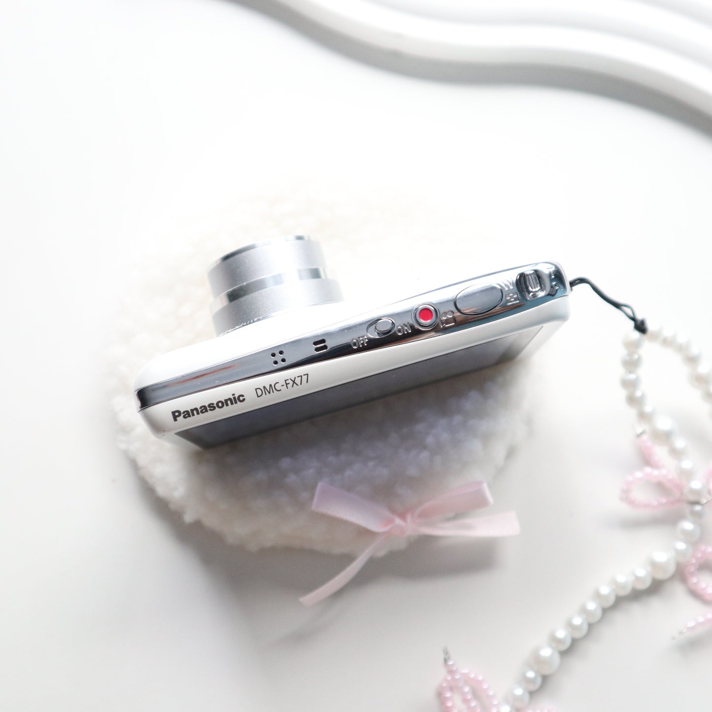 LUMIX PANASONIC DMC-FX77