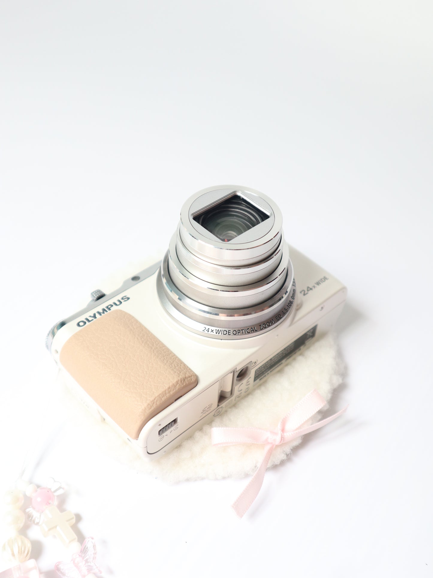 OLYMPUS STYLUS SH-60 (WHITE)