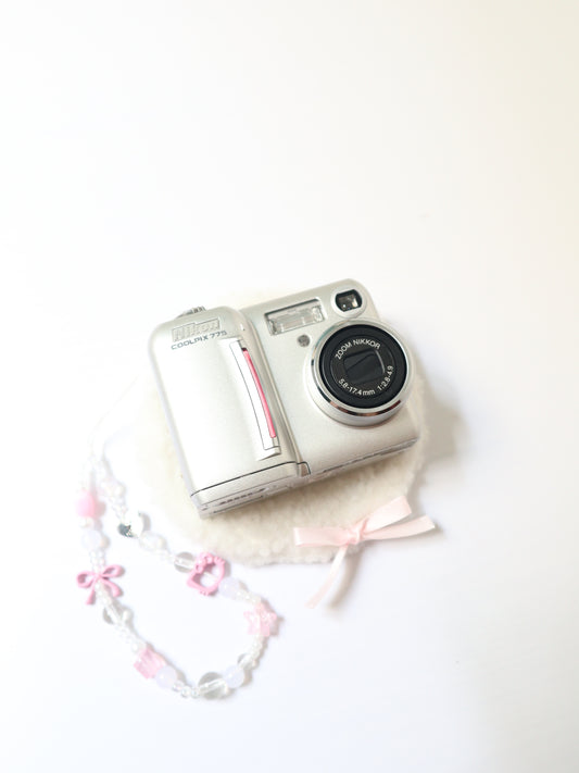 NIKON COOLPIX 775 (SILVER)
