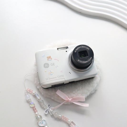 GE C1233 DIGITAL CAMERA (WHITE)