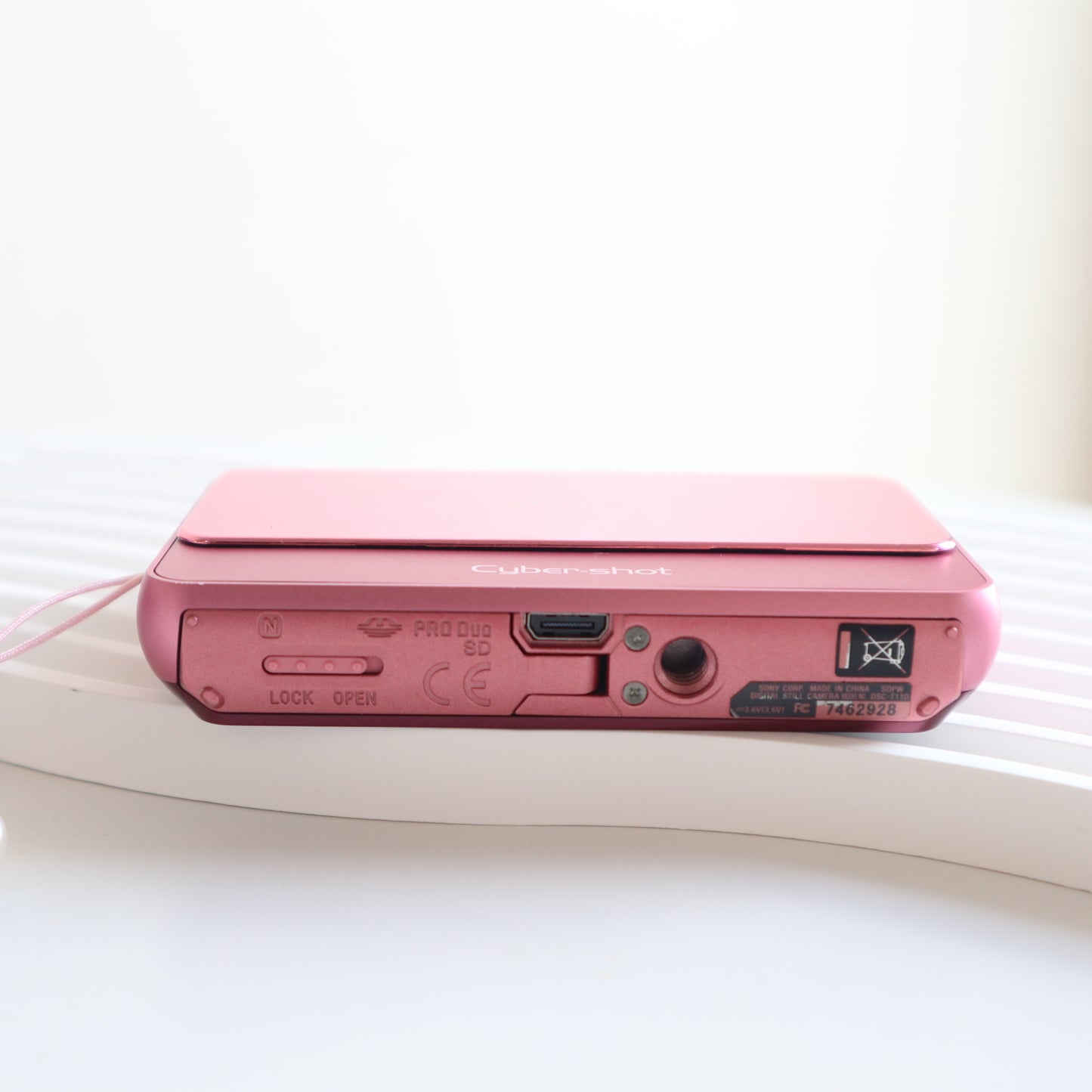 RARE SONY CYBERSHOT DSC-T110 (Pink)