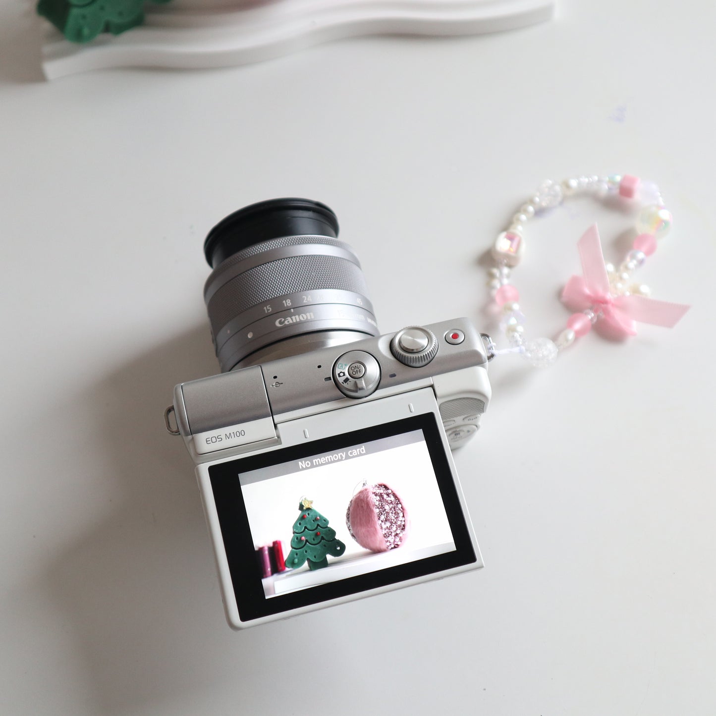 CANON EOS M100 (White)