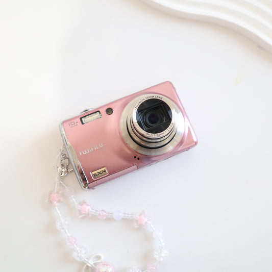 FUJIFILM FINEPIX F70 EXR (Pink)