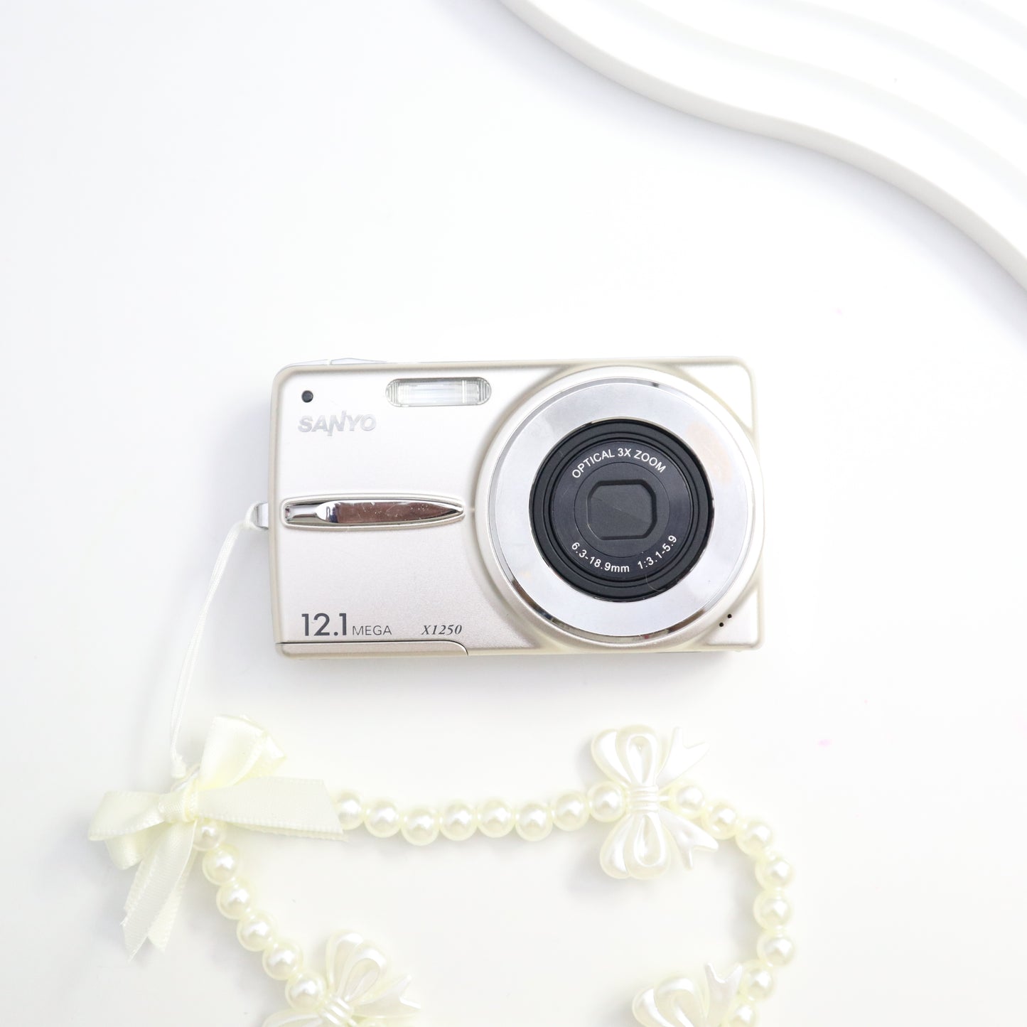 SANYO XACTI DSC-X1250 (GOLD)