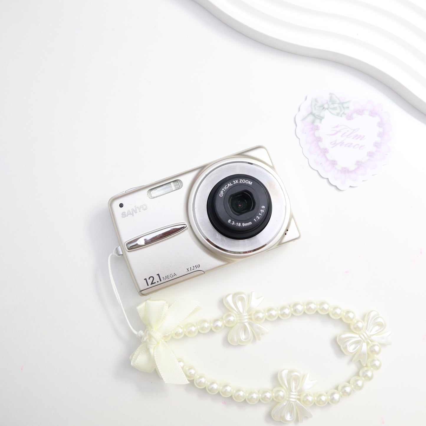SANYO XACTI DSC-X1250 (GOLD)