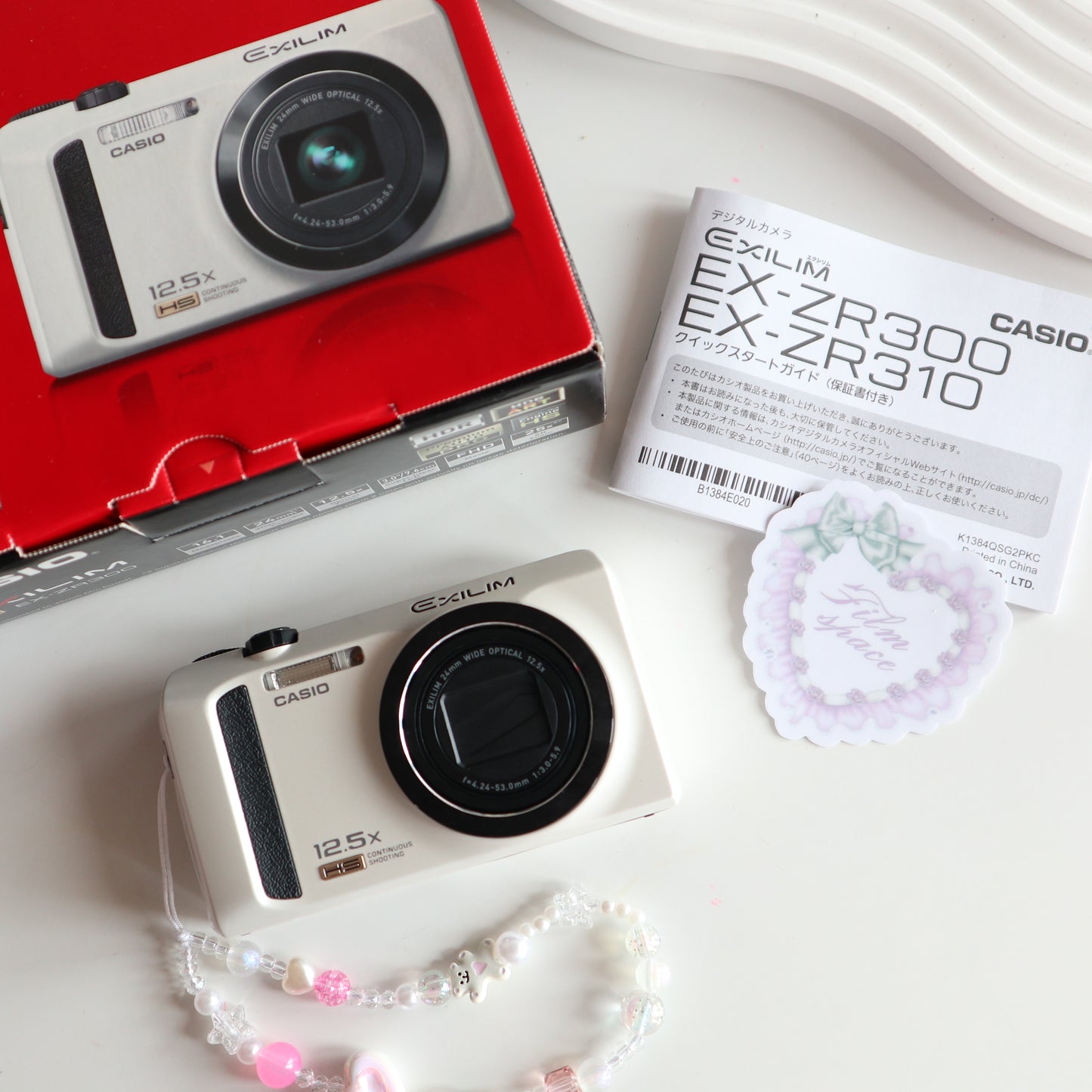 CASIO EXILIM ZR-300 (White)