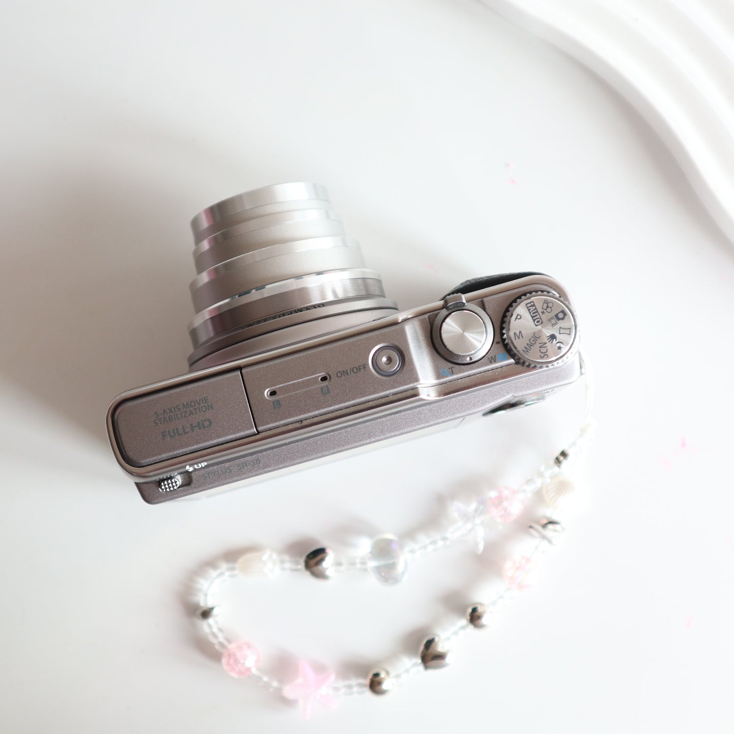 OLYMPUS STYLUS SH-50 (Silver)