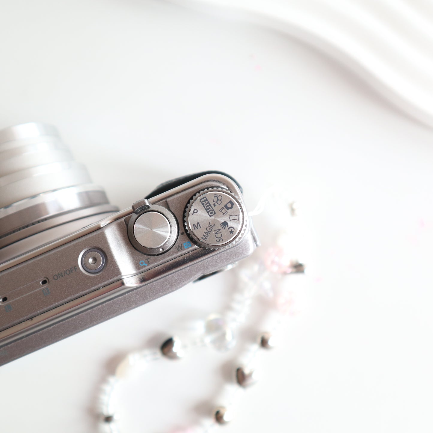 OLYMPUS STYLUS SH-50 (Silver)