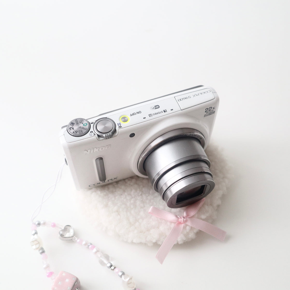 NIKON COOLPIX S9600 (WHITE)