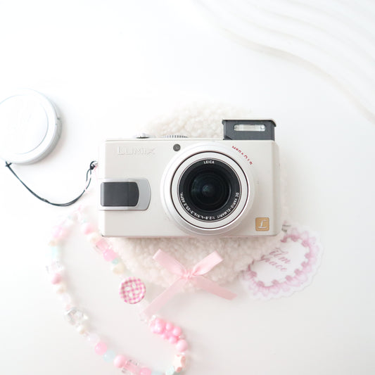 PANASONIC LUMIX DMC-LX1 (SILVER)